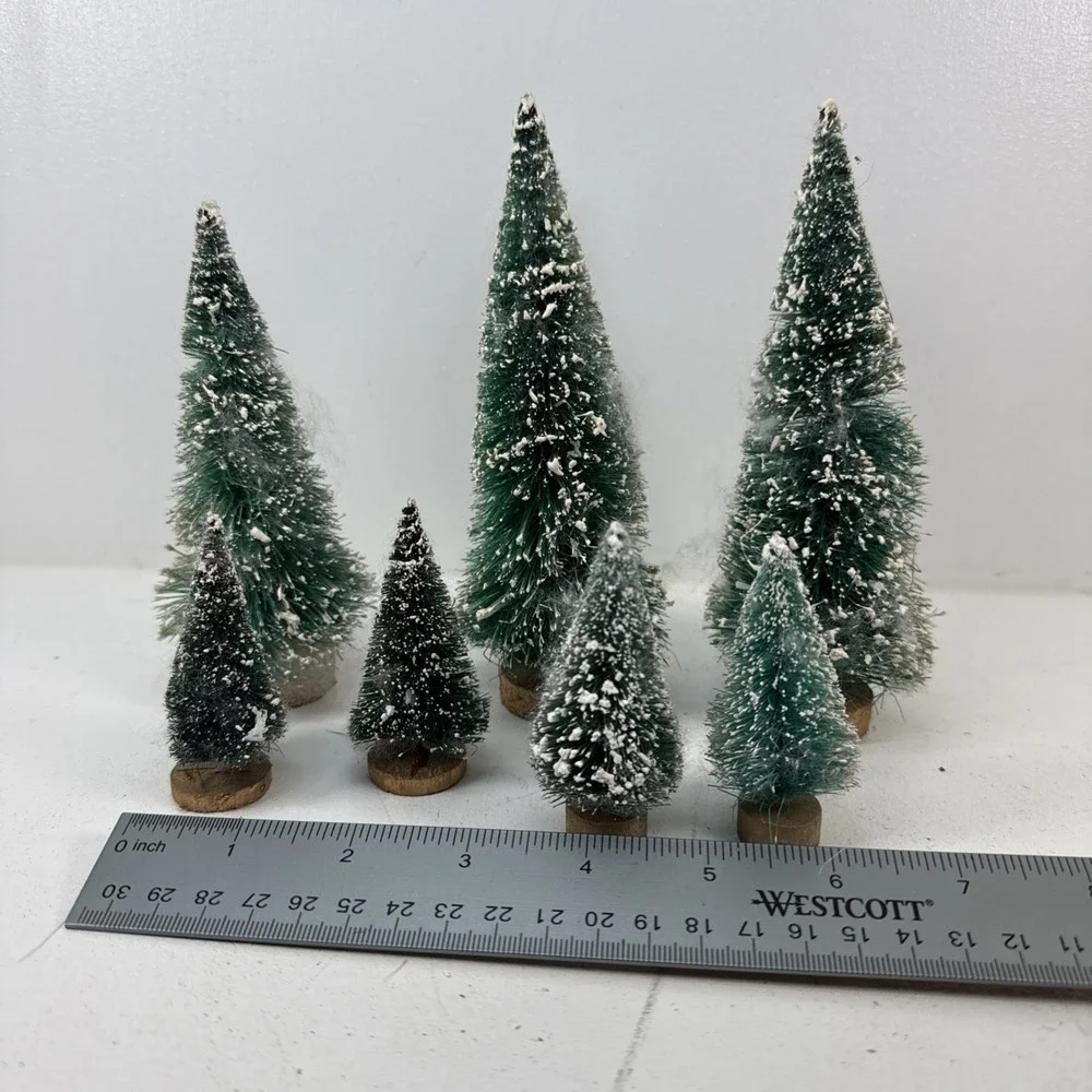 Lot Of 7 Lemax & Midwest Christmas Village 6.5